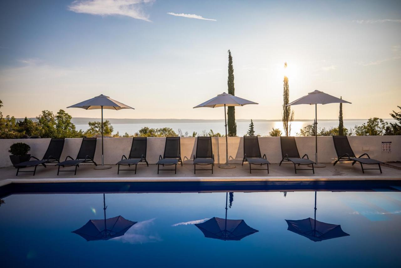 Villa Royal Promons - Heated Pool Starigrad Paklenica Exterior foto